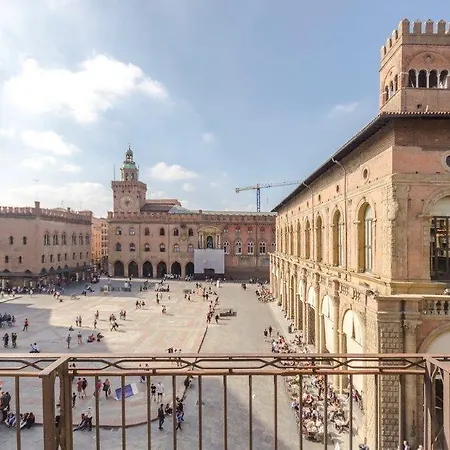 Daire Piazza Maggiore Bolonya